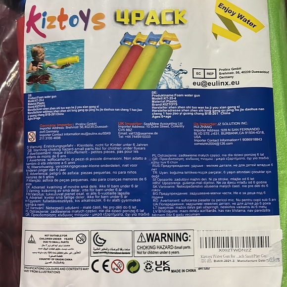 Kids toys 4 pack water blasters NEW NWT - Picture 2 of 10